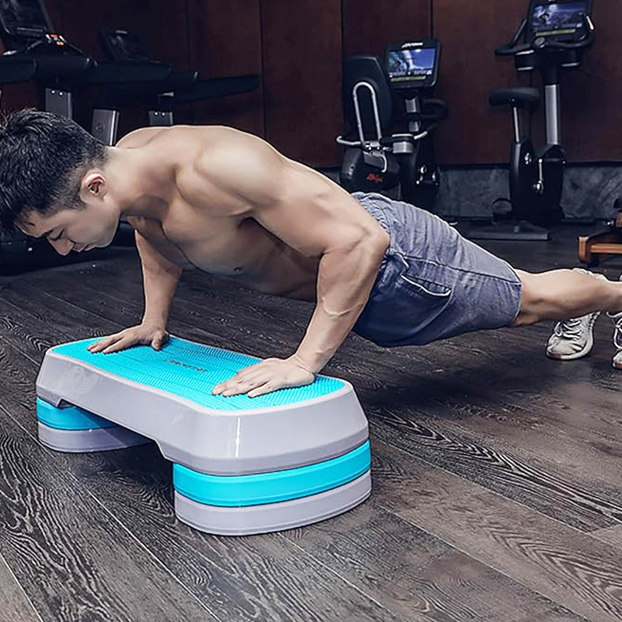 Adjustable Aerobic Step