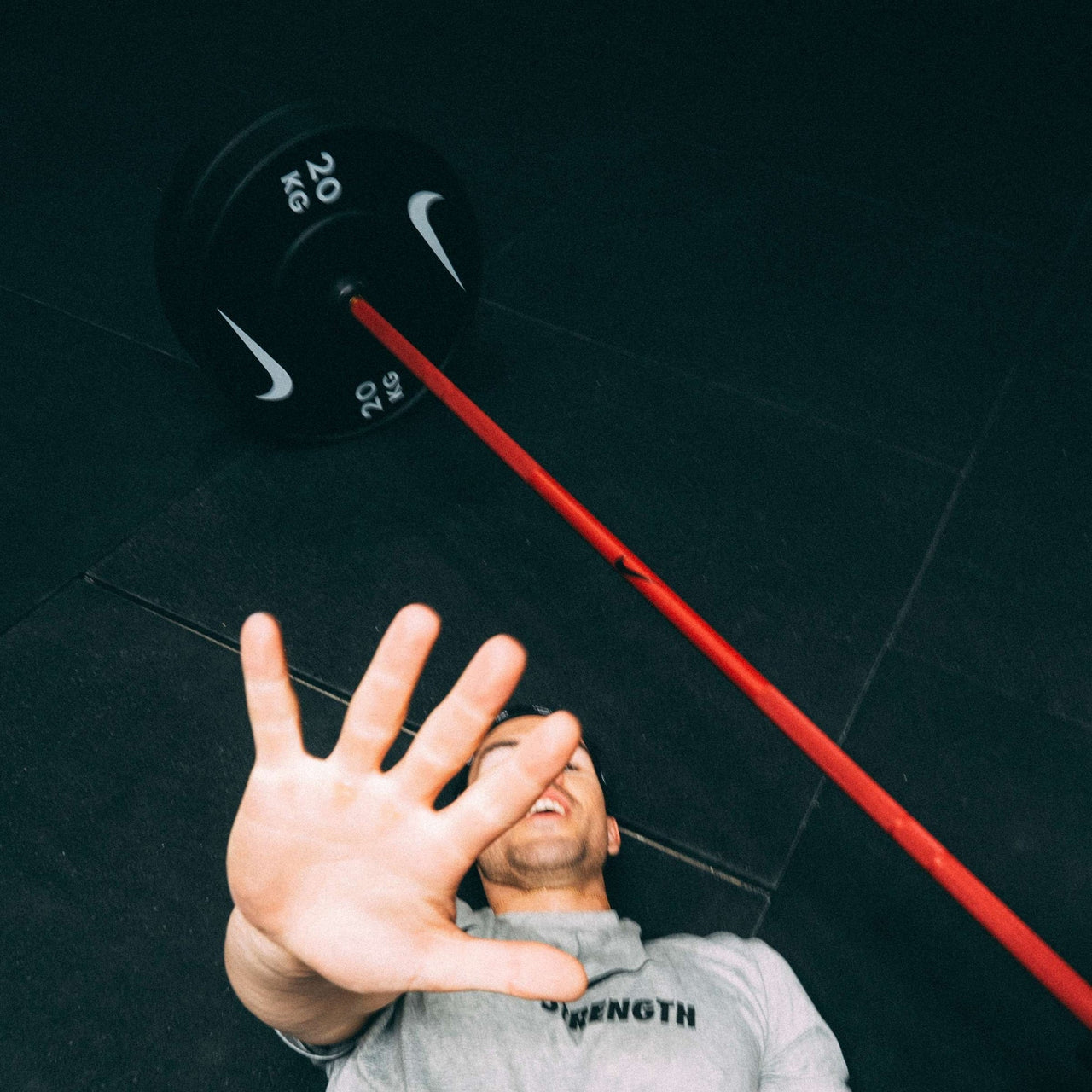 Nike Strength Shield Barbell - 15 KG Red Swoosh